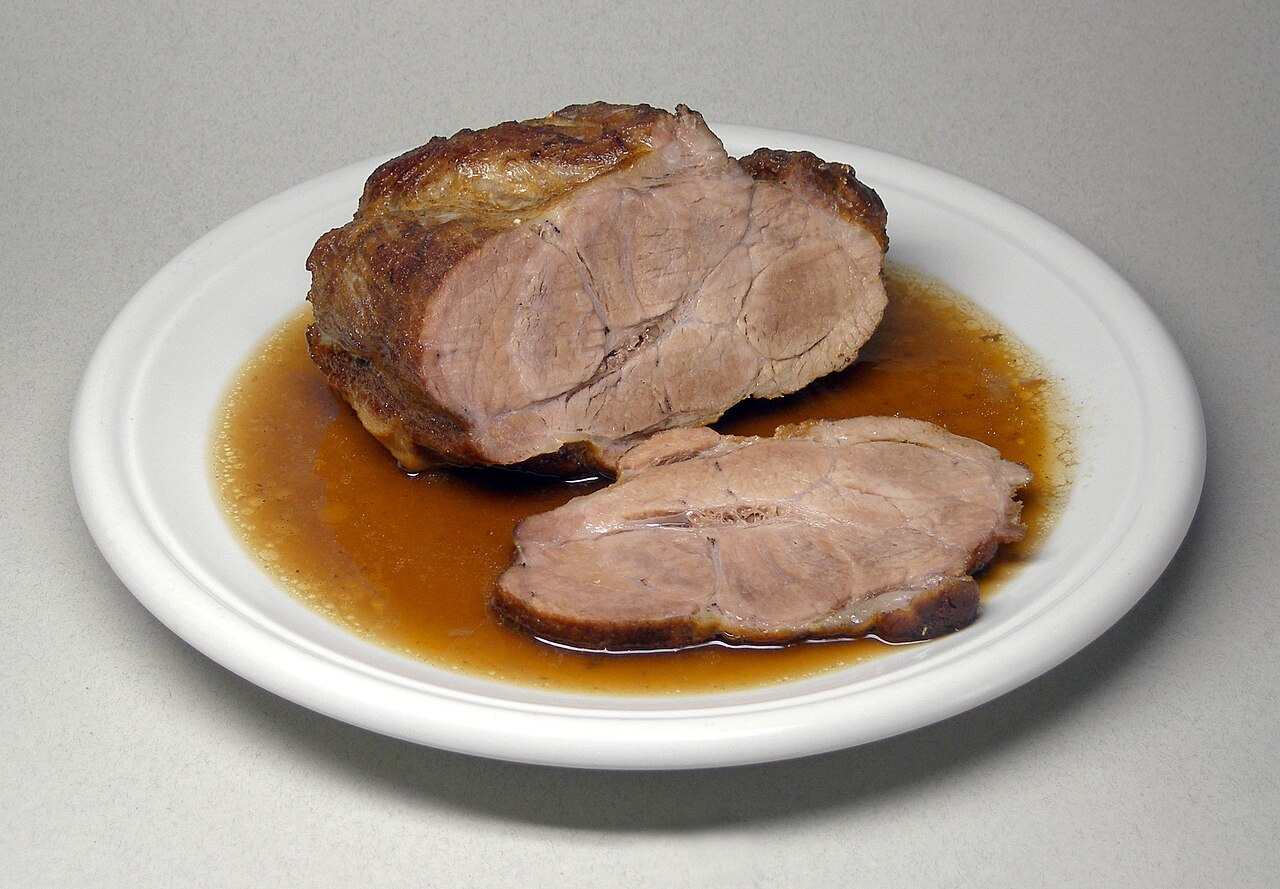 Viande de porc — porc 100 % français chez le boucher à Tavers